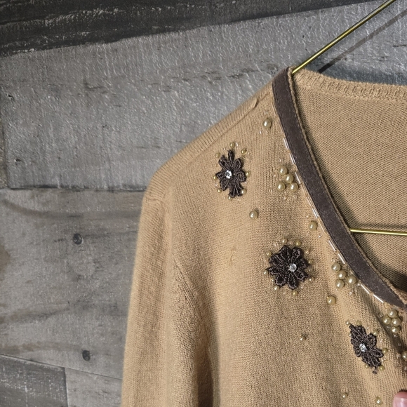 vintage beaded zip up cardigan - Picture 4 of 7